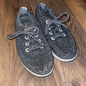 Allbirds wool runners women’s size 9 in charcoal